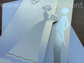 Kép 2/6 - Elza gyöngyházfényű esküvői meghívón fényes dombornyomott menyasszony és vőlegény minta