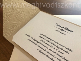 Kép 6/7 - Karamell dombornyomott esküvői meghívó borítója kinyitva
