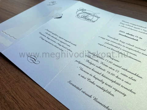 Elza gyöngyházfényű meghívó kiterített állapotban