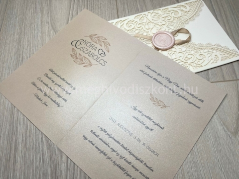 Gesztenye esküvői meghívó gyöngyházfényű kinyitott és nyomtatott betétlapja